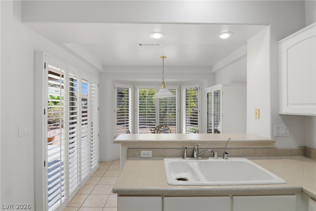 9917 Woodhouse Drive Las Vegas NV 89134