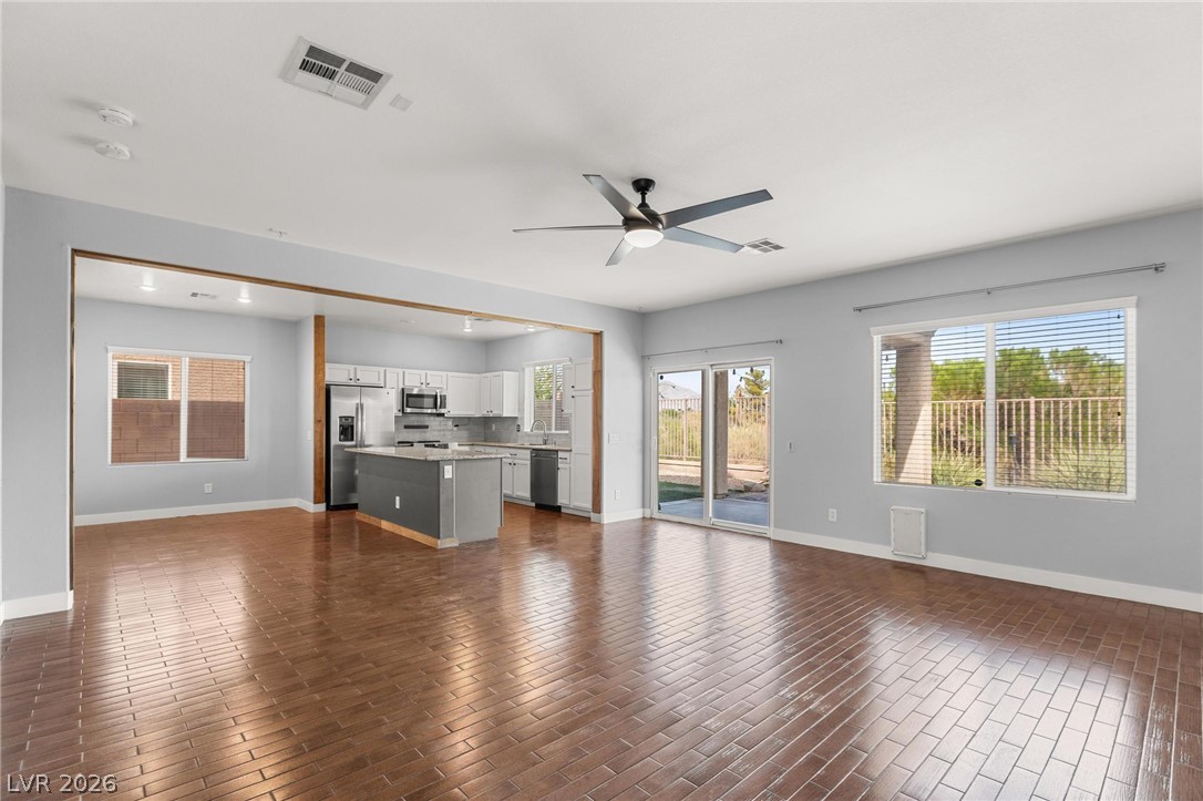 8116 Loma Del Ray Street Las Vegas NV 89131