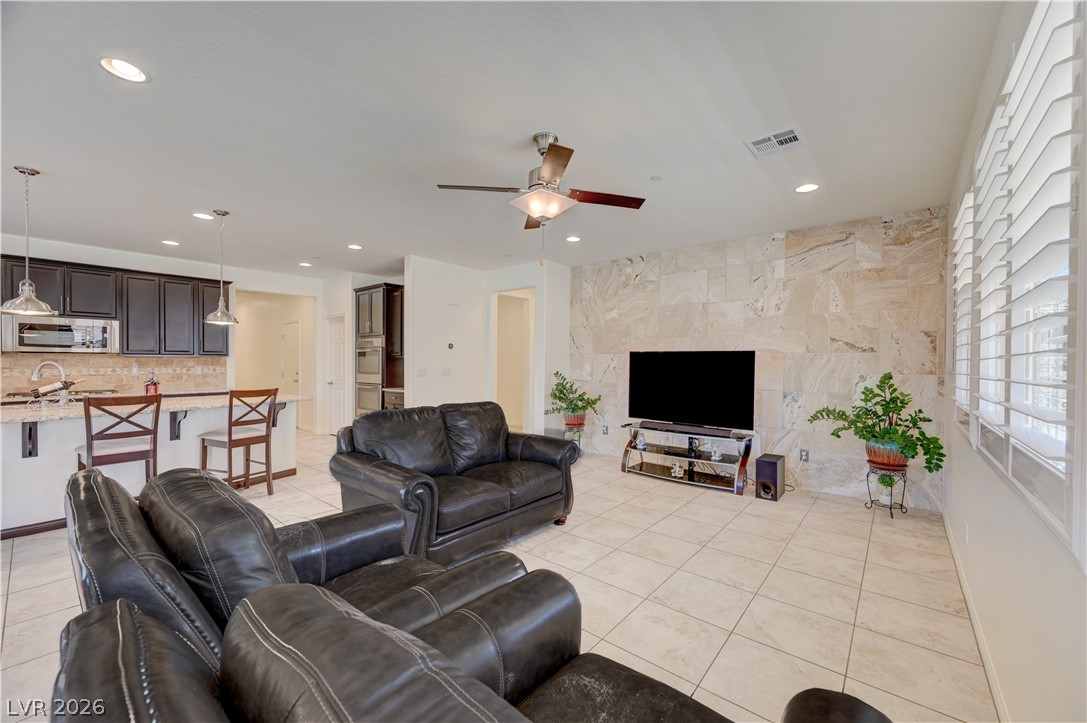 1098 North Water Street Henderson NV 89011