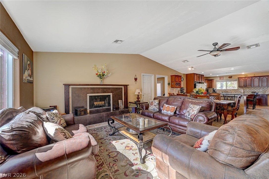 4424 Shady Hollow Avenue North Las Vegas NV 89031