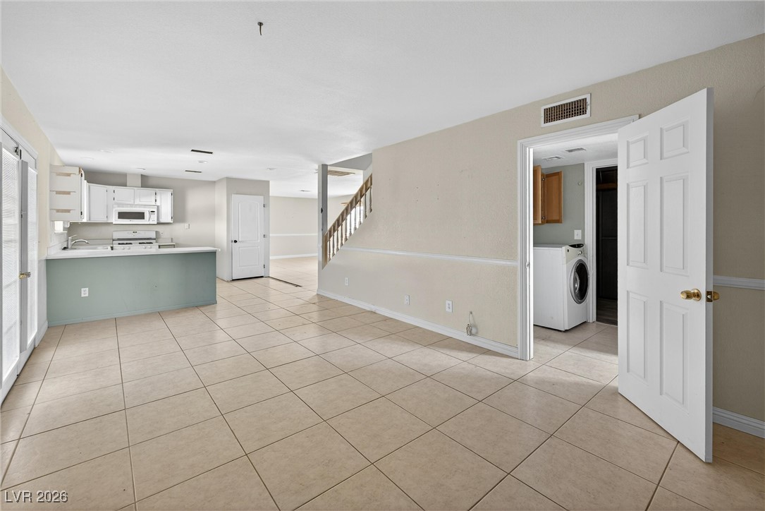 713 Strawberry Place Henderson NV 89002