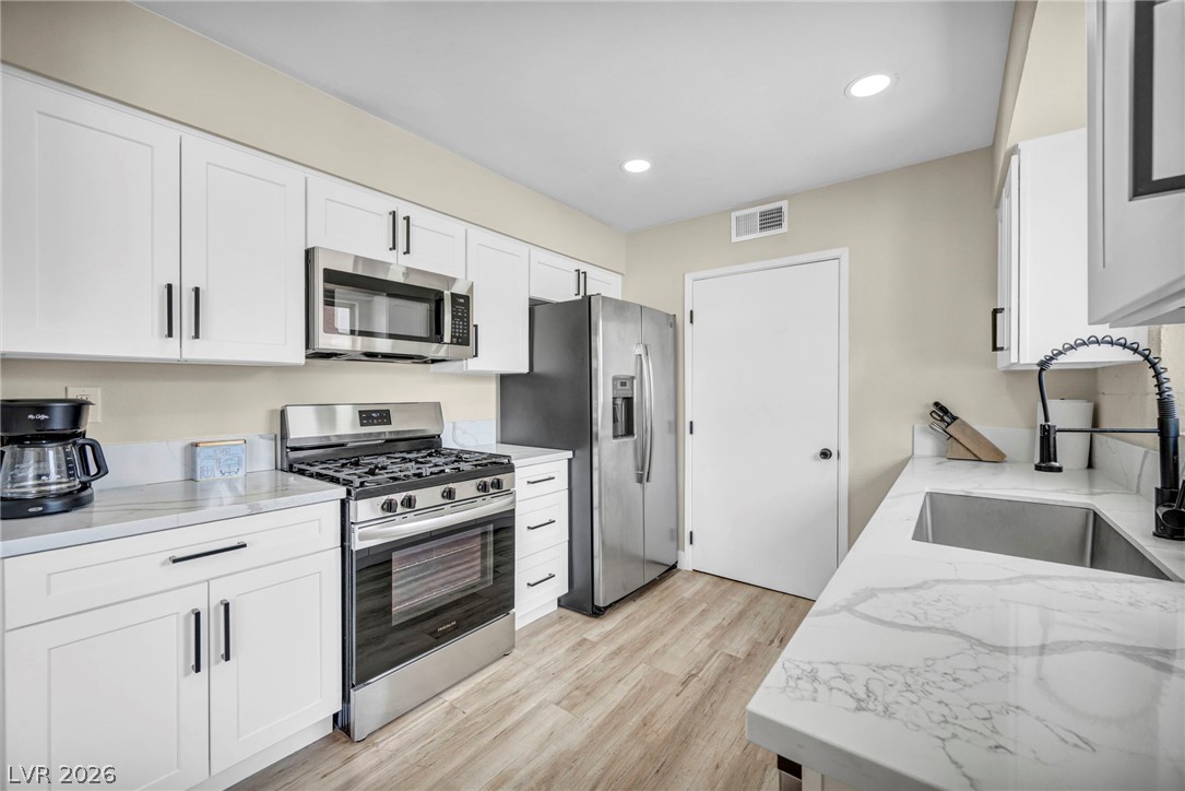 913 De Met Drive Las Vegas NV 89119