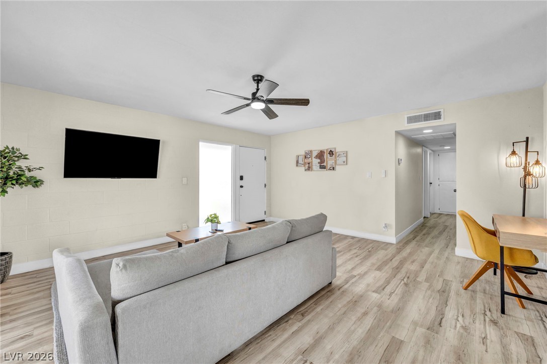 913 De Met Drive Las Vegas NV 89119