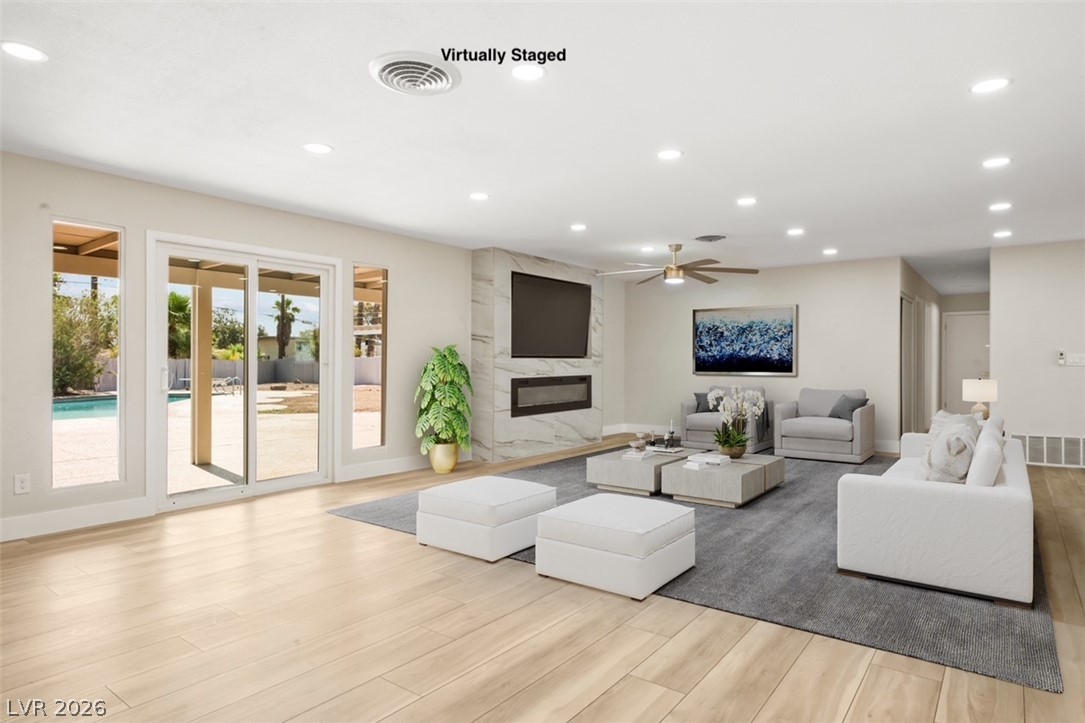 4638 Corral Place Las Vegas NV 89119