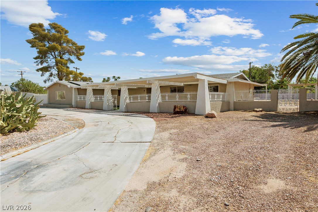 4638 Corral Place Las Vegas NV 89119