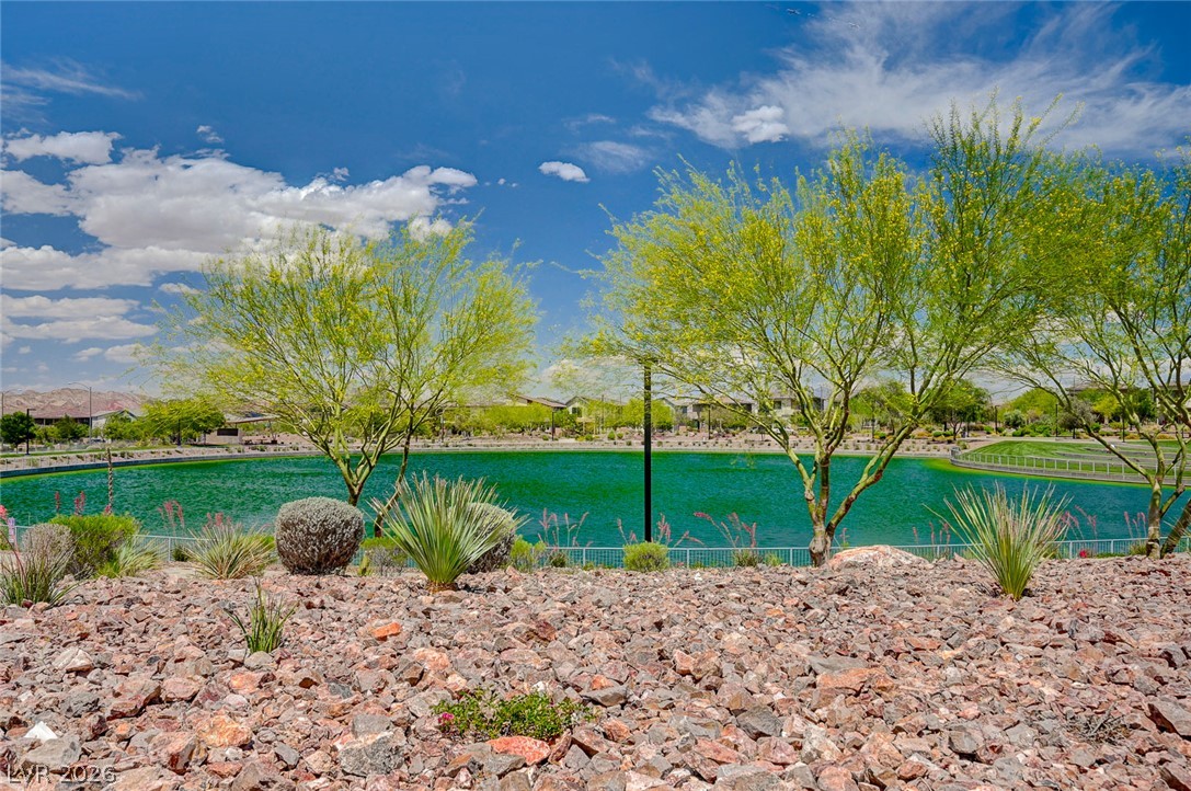 976 East Sunset Road Henderson NV 89011