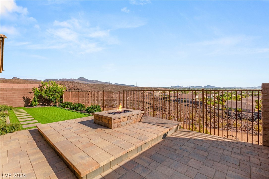 2069 Alto Vista Drive Henderson NV 89052