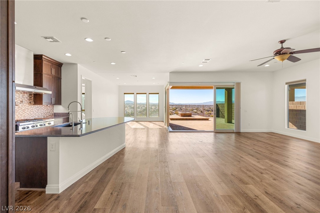 2069 Alto Vista Drive Henderson NV 89052
