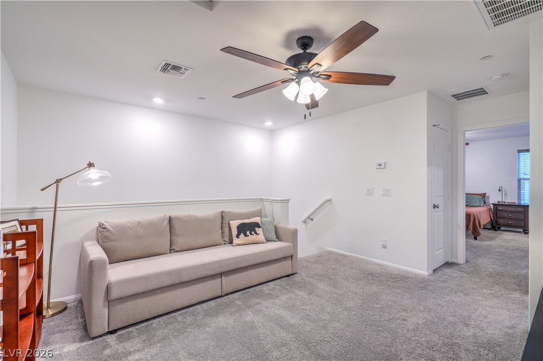5318 Silver Branch Avenue Las Vegas NV 89118