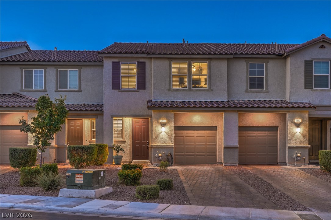 5318 Silver Branch Avenue Las Vegas NV 89118