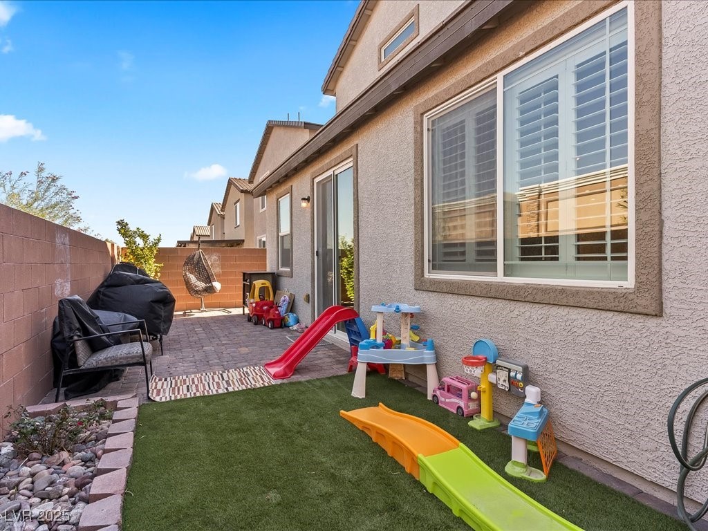 6082 Rose Springs Avenue Las Vegas NV 89130