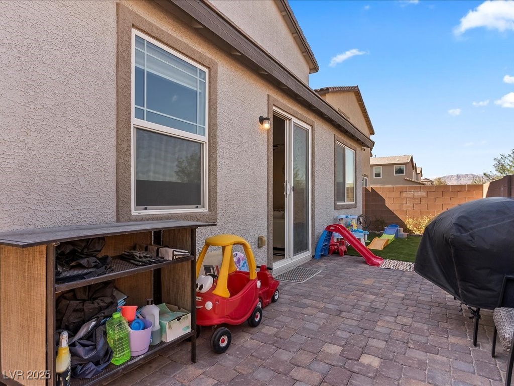 6082 Rose Springs Avenue Las Vegas NV 89130