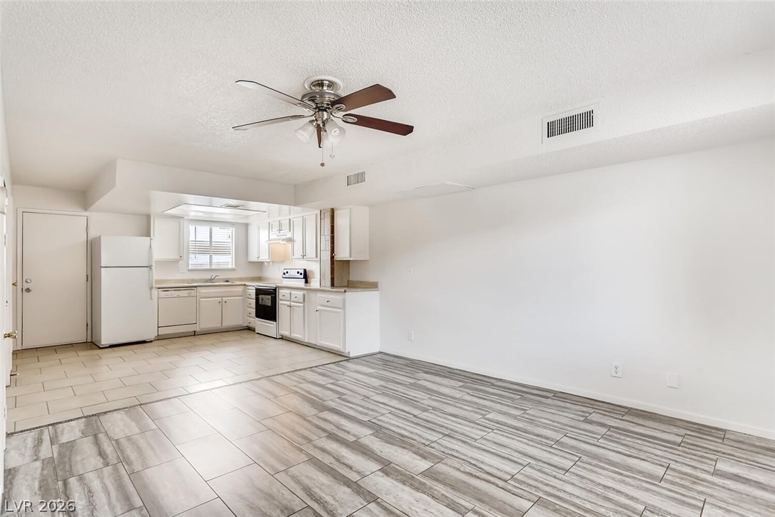 6227 Washington Avenue Las Vegas NV 89107