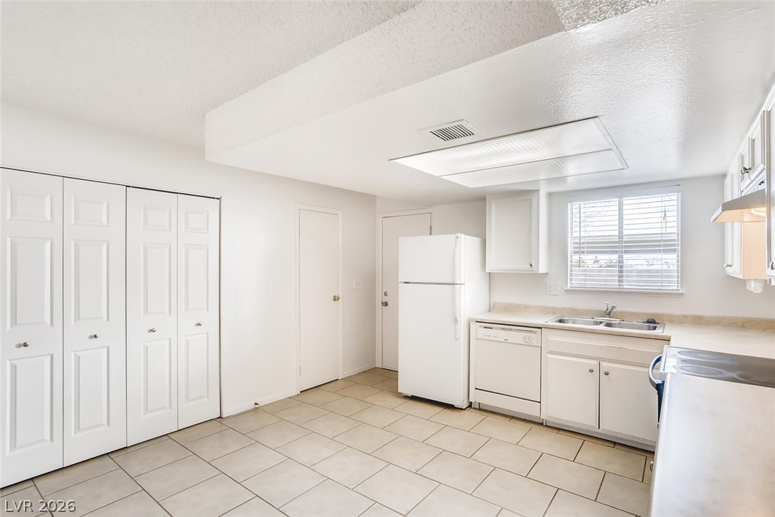 6227 Washington Avenue Las Vegas NV 89107