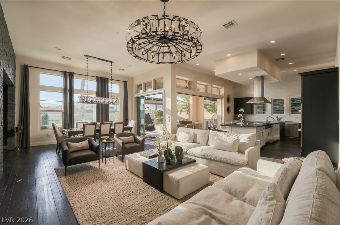 8255 Canyon Tree Court Las Vegas NV 89113