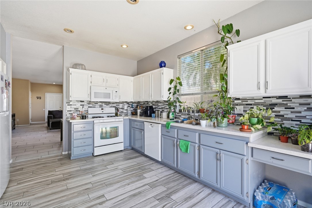 5904 Hickory Nut Avenue Las Vegas NV 89142