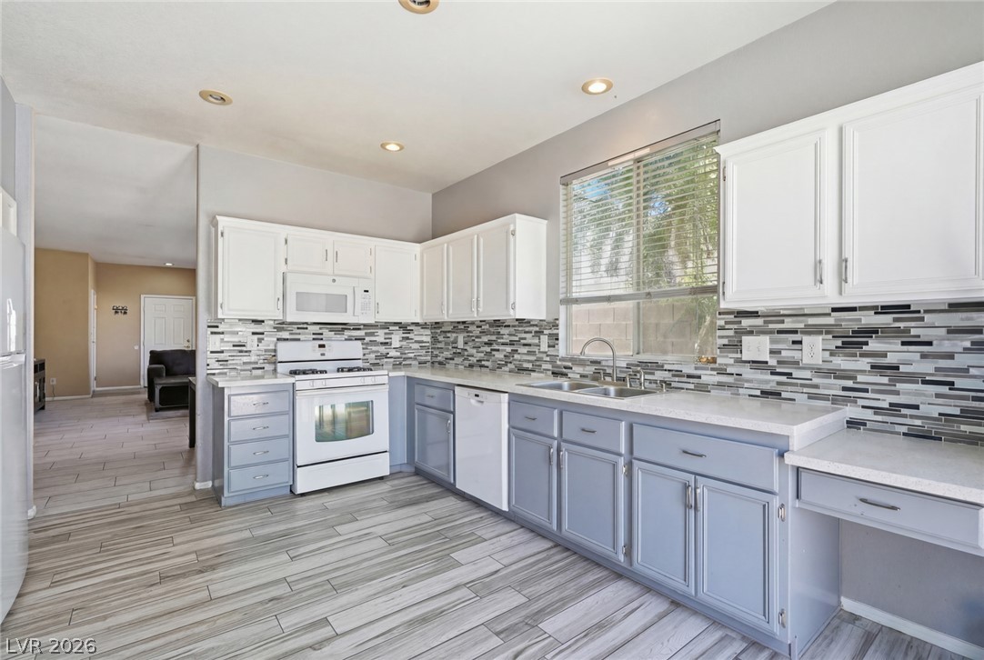 5904 Hickory Nut Avenue Las Vegas NV 89142