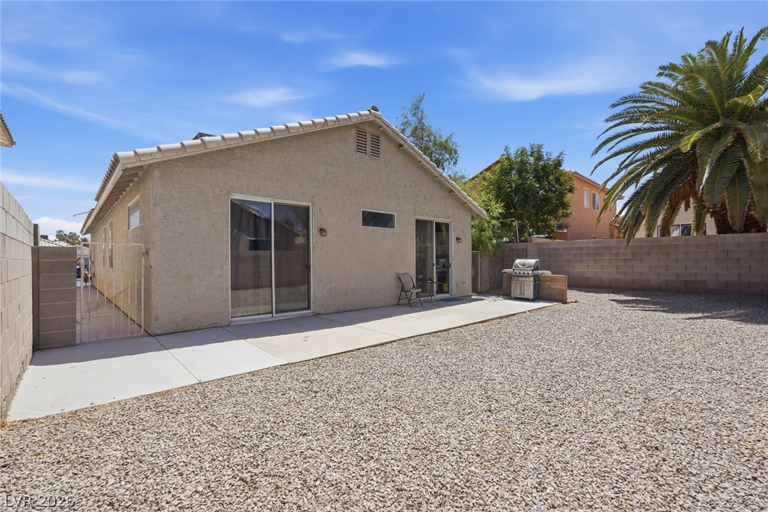 5904 Hickory Nut Avenue Las Vegas NV 89142