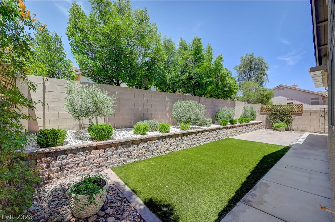 10304 Pacific Summerset Lane Las Vegas NV 89144