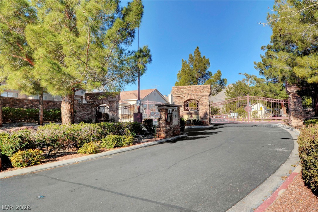 10304 Pacific Summerset Lane Las Vegas NV 89144
