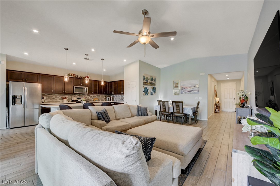 27 Red Sandstone Avenue North Las Vegas NV 89031