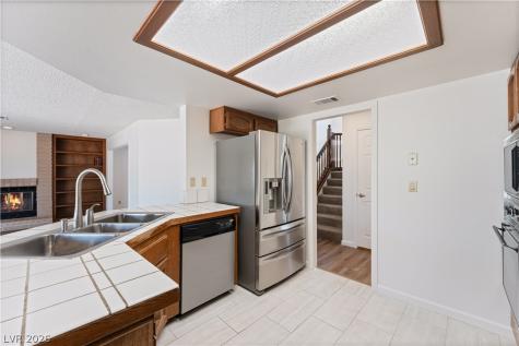 5916 Paseo Del Mar Las Vegas NV 89108