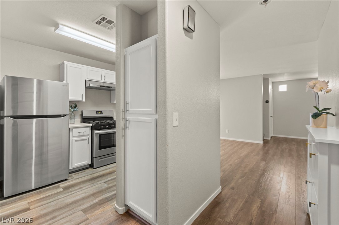 9929 Fragile Fields Street Las Vegas NV 89183