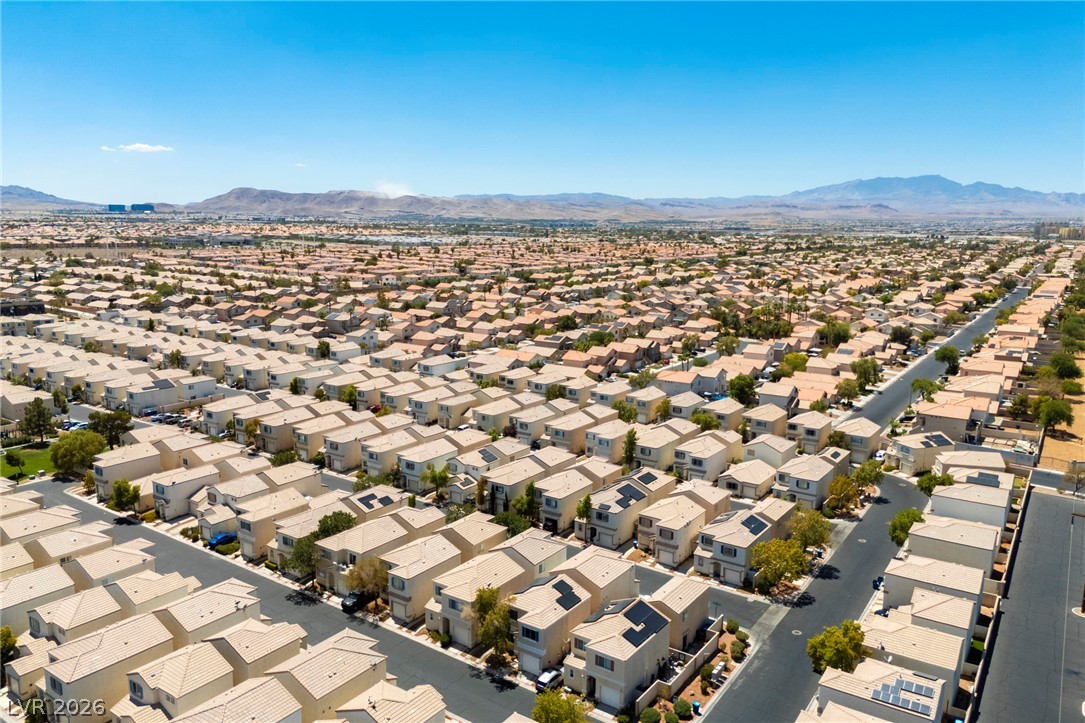 9929 Fragile Fields Street Las Vegas NV 89183