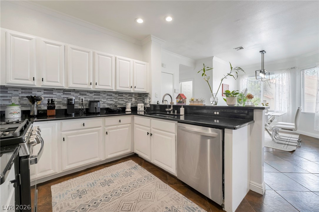 2251 Van Gogh Drive Henderson NV 89074