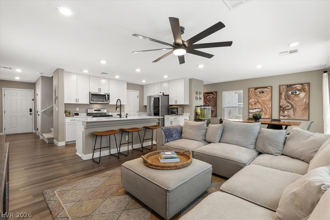 10520 Adobe Ranch Street Las Vegas NV 89141