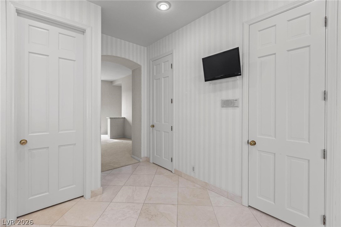 8229 Crow Valley Lane Las Vegas NV 89113