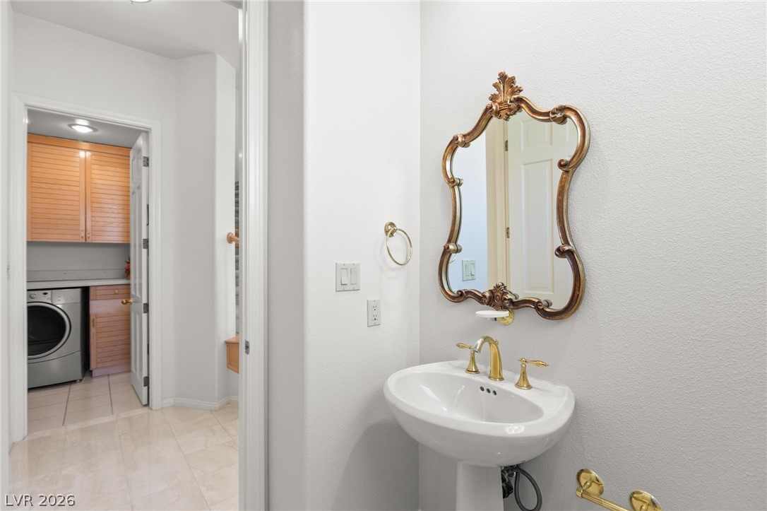 8229 Crow Valley Lane Las Vegas NV 89113