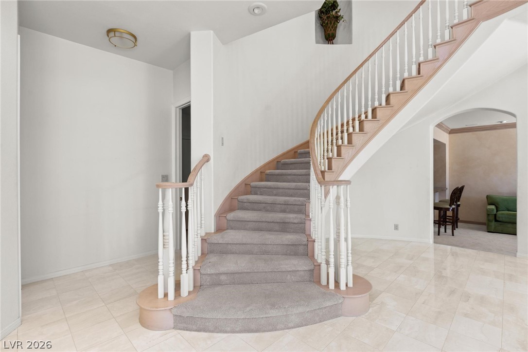 8229 Crow Valley Lane Las Vegas NV 89113