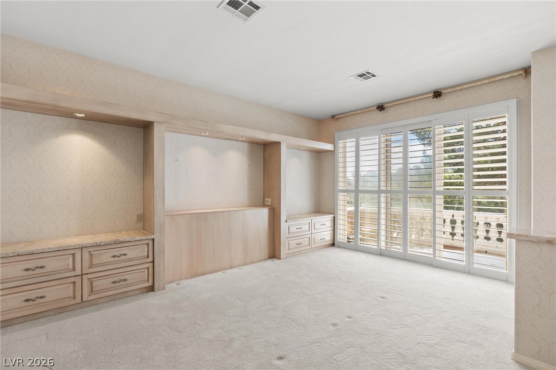 8229 Crow Valley Lane Las Vegas NV 89113