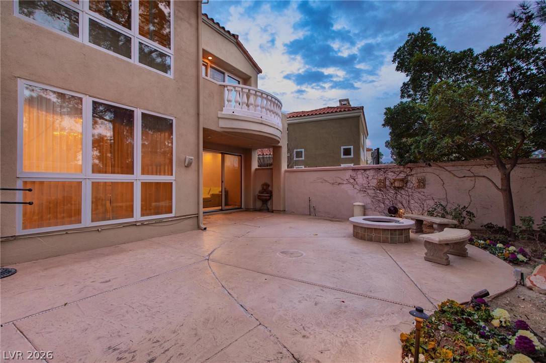 8229 Crow Valley Lane Las Vegas NV 89113