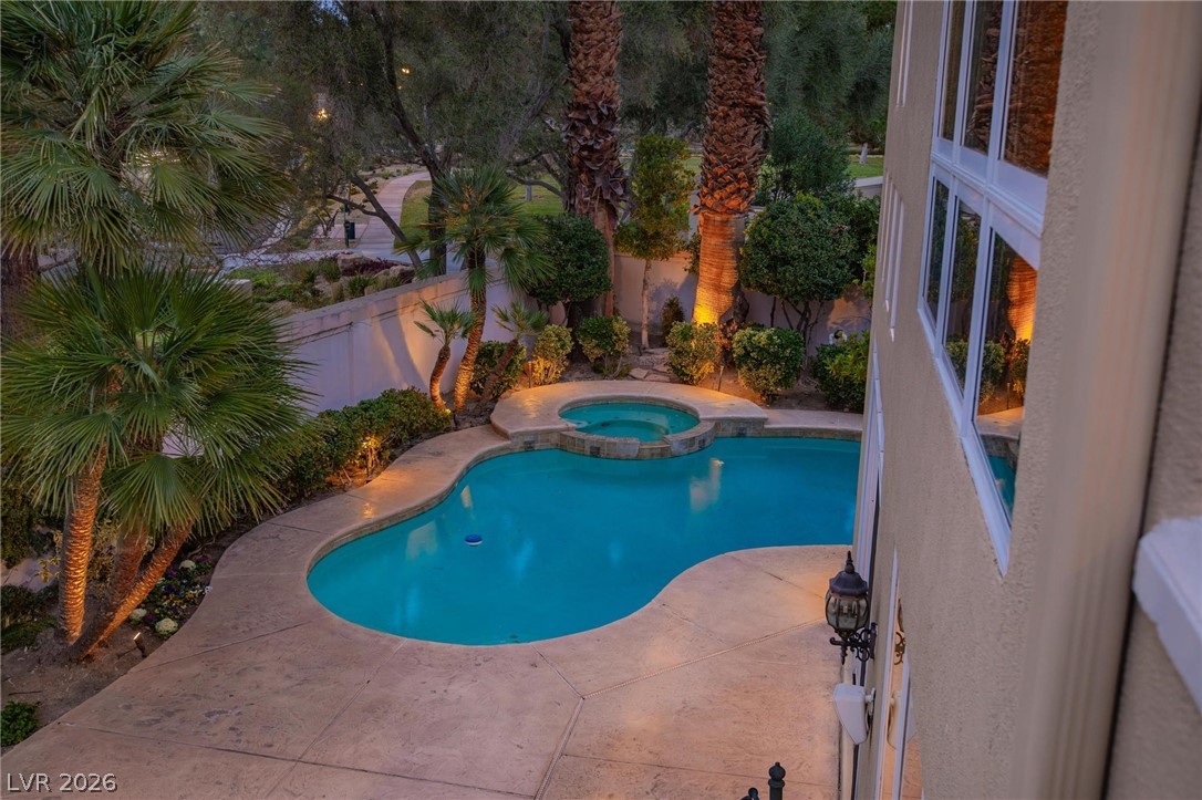 8229 Crow Valley Lane Las Vegas NV 89113