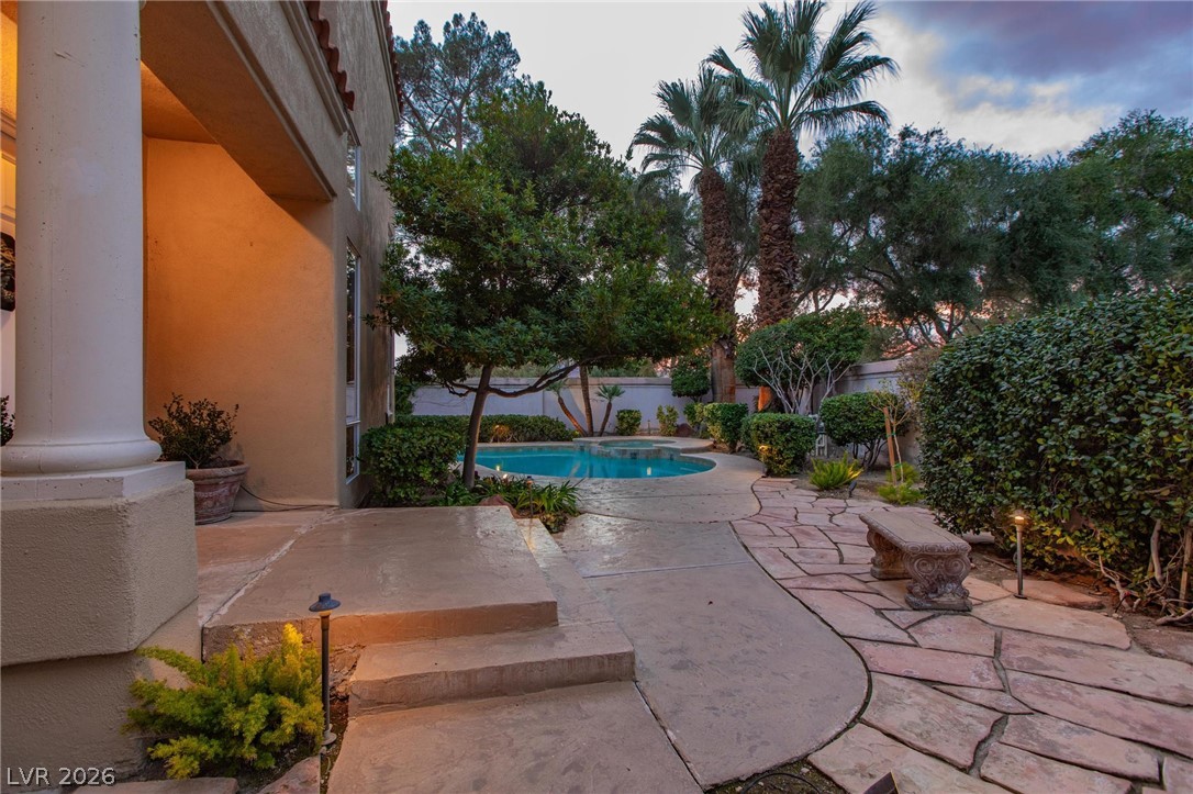 8229 Crow Valley Lane Las Vegas NV 89113