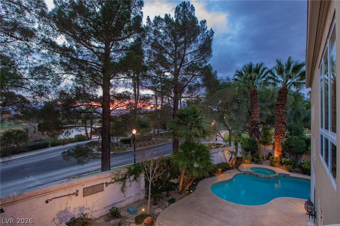 8229 Crow Valley Lane Las Vegas NV 89113