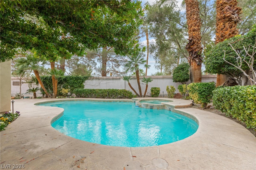 8229 Crow Valley Lane Las Vegas NV 89113