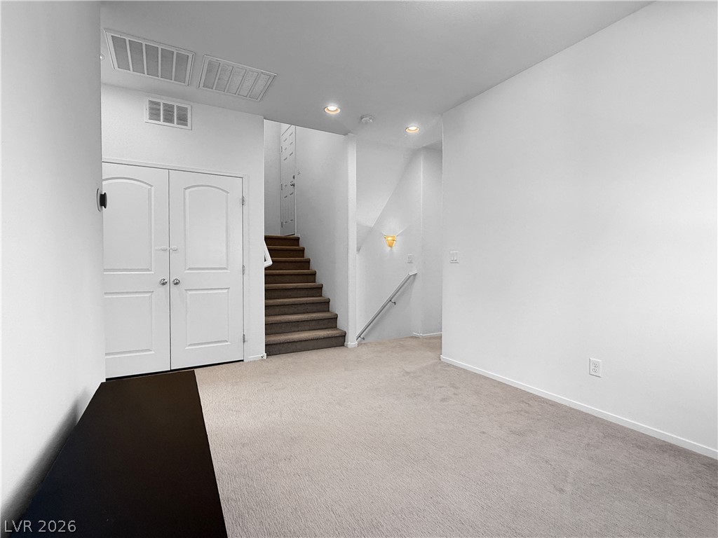 7709 Pyrenees Park Drive Las Vegas NV 89113