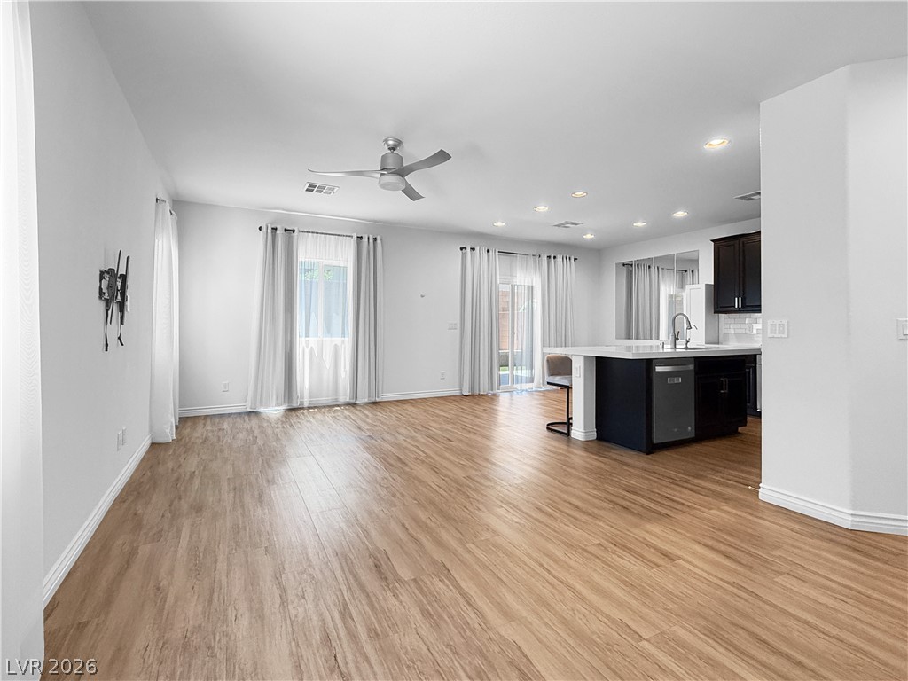 7709 Pyrenees Park Drive Las Vegas NV 89113