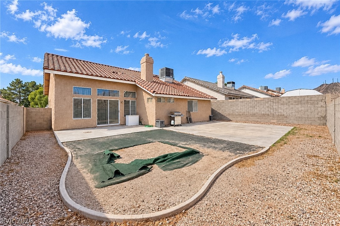 978 Hunters Run Drive Henderson NV 89002