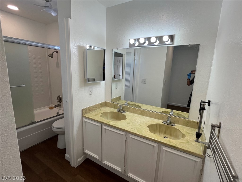 3974 Palos Verdes Street Las Vegas NV 89119