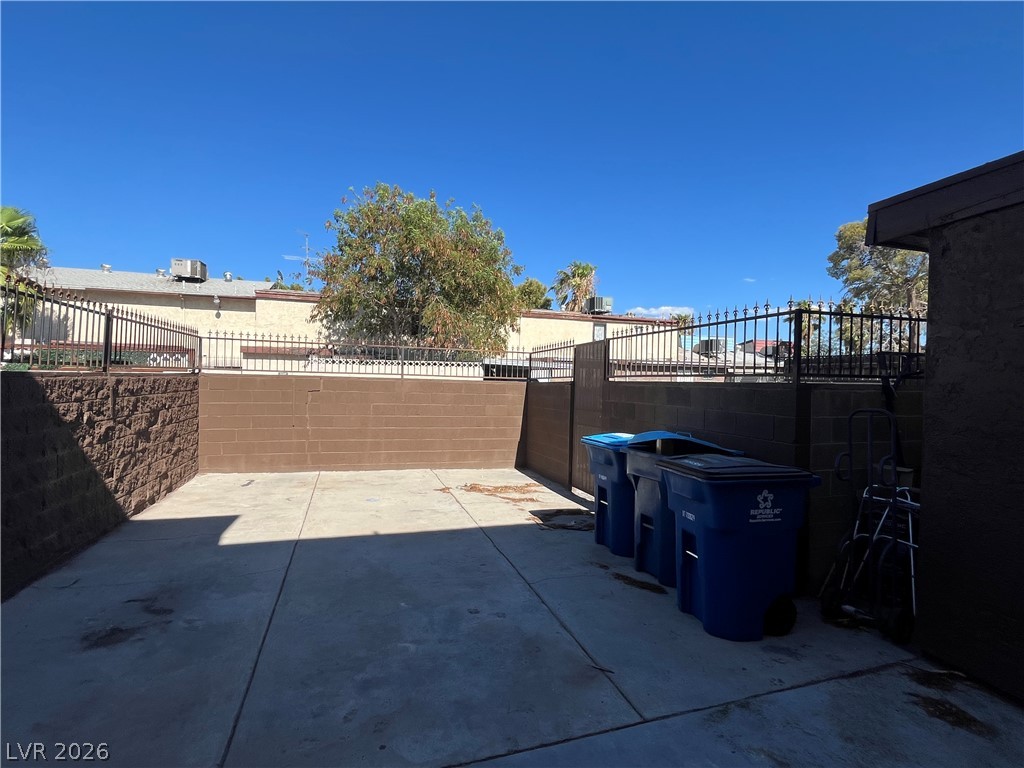 3974 Palos Verdes Street Las Vegas NV 89119
