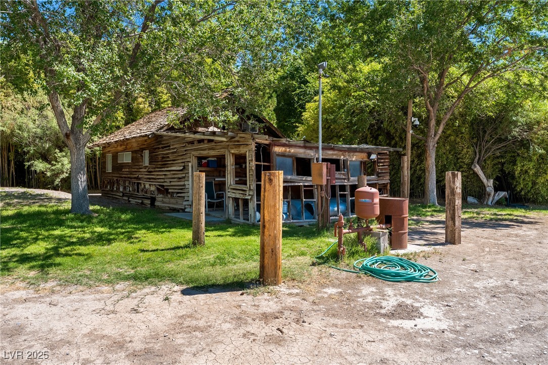 2221 West Windsong Lane Pahrump NV 89048