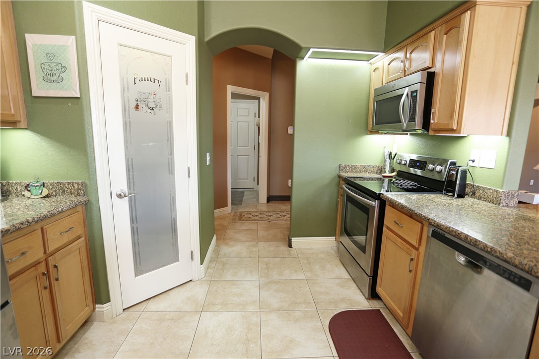 6670 Glencove Avenue Pahrump NV 89060