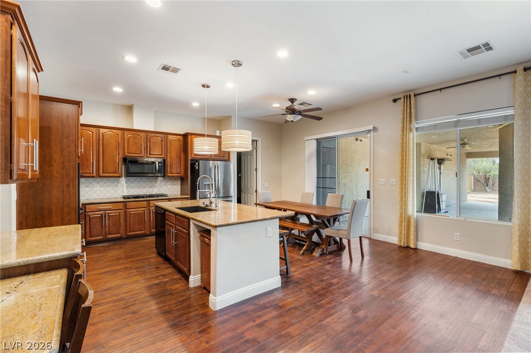 8088 Winchester Bluff Street Las Vegas NV 89131