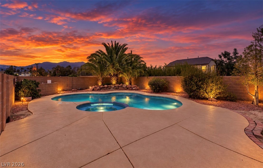 8088 Winchester Bluff Street Las Vegas NV 89131