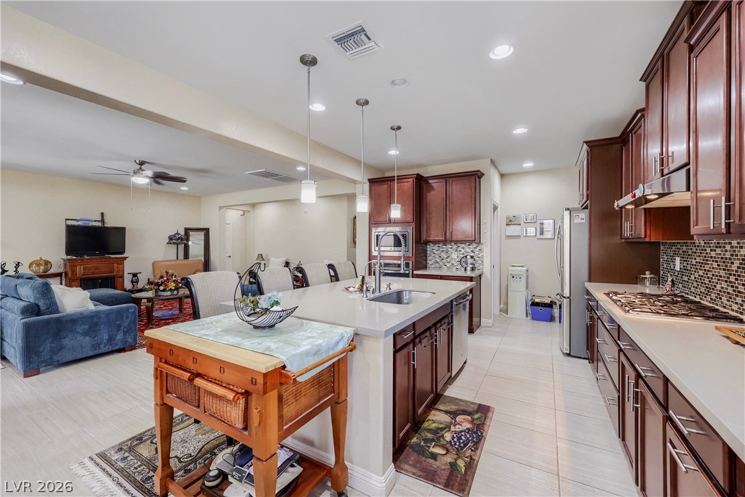 1017 Claystone Ridge Avenue North Las Vegas NV 89084