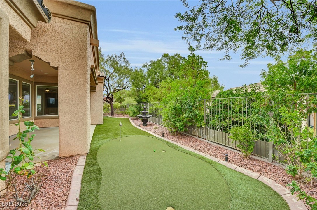 4636 Riva De Romanza Street Las Vegas NV 89135